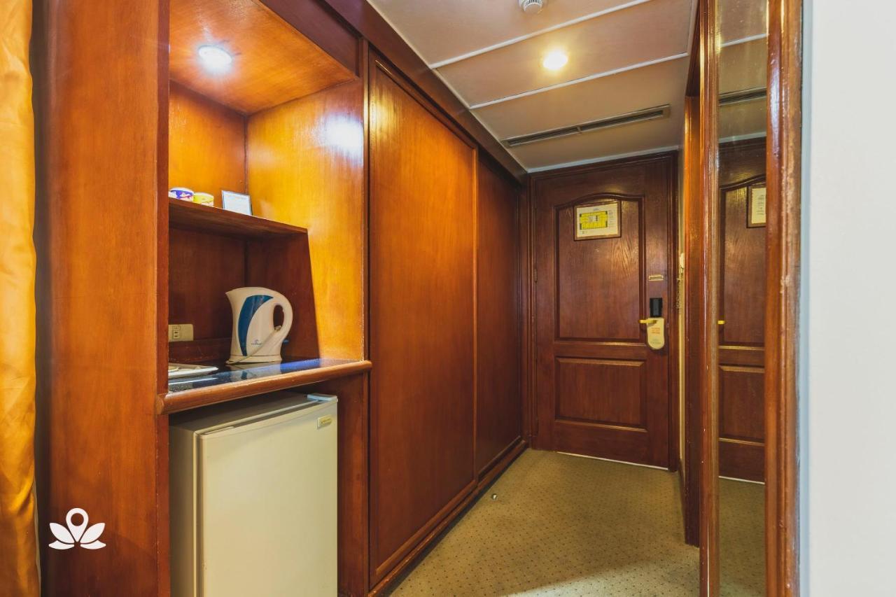 Zen Rooms Tiara Oriental Manila Makati City Екстер'єр фото